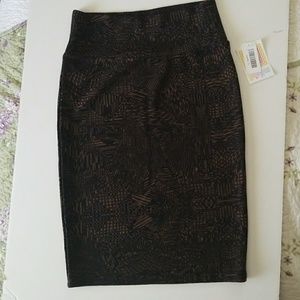 ❌️SOLD ❌️ NWT LuLaRoe Cassie Skirt - Black & Brown